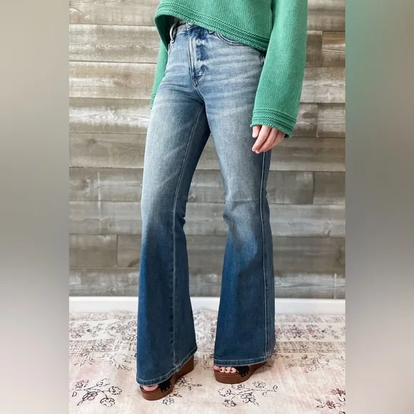 Judy Blue Mid Rise Tummy Control Top Flare Jeans Vintage Wash JB88934REG MD