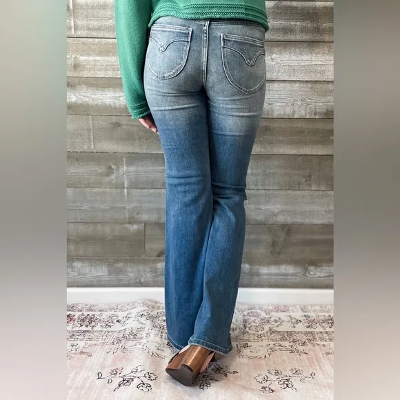 Judy Blue Mid Rise Tummy Control Top Flare Jeans Vintage Wash JB88934REG MD