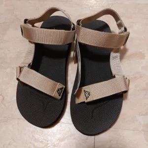 Kappa logo sandals size 5 nwt