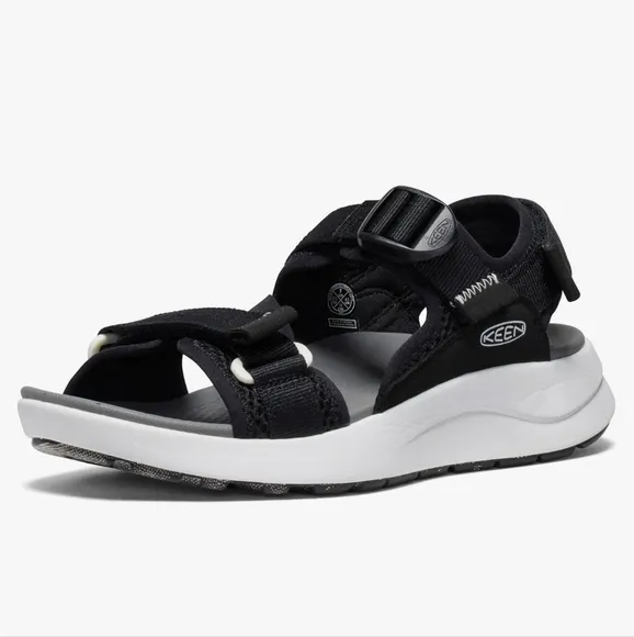 Keen Black/Steel Grey Sport Sandals with Adjustable Straps NWT size 7.5