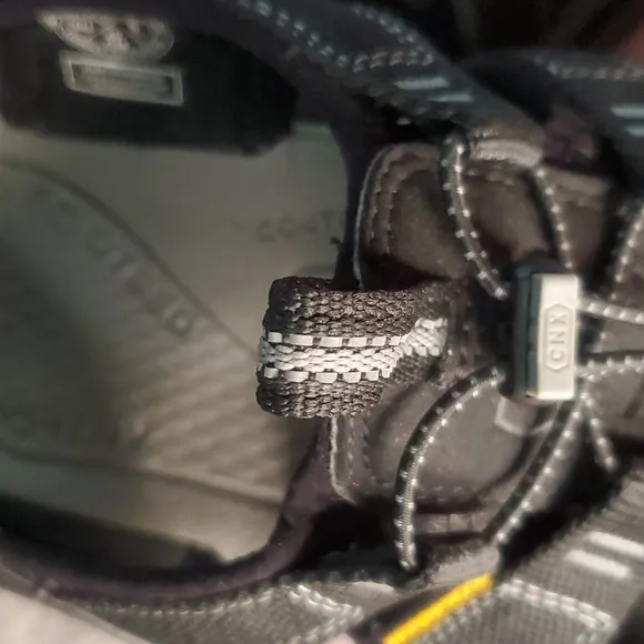 KEEN Mens Black Clearwater Lightweight Water Sandals 10M