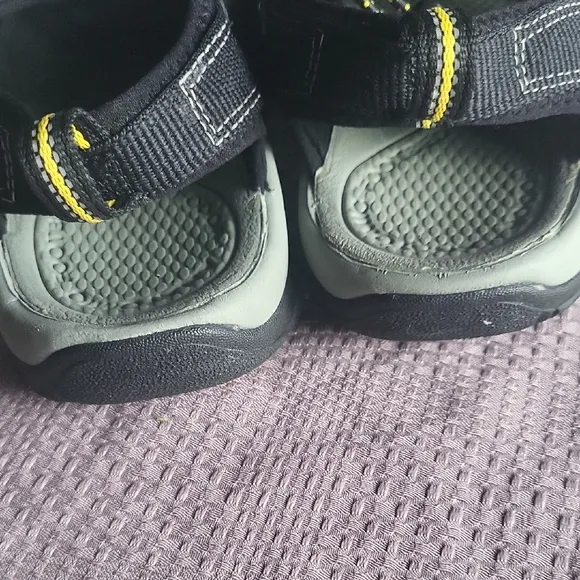 KEEN Men's Black Sandals