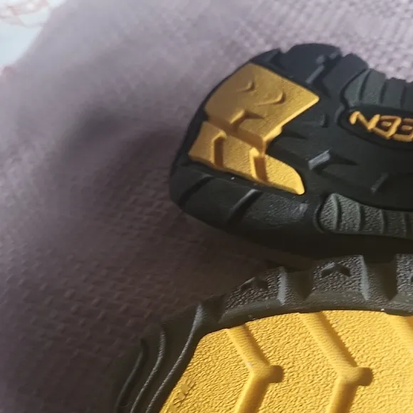 KEEN Men's Black Sandals
