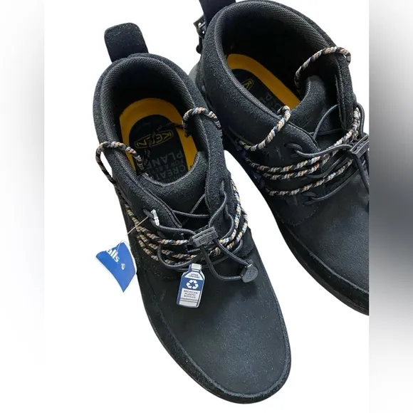 Keen Uneek Chukka arch support boots men black 8.5 NWT