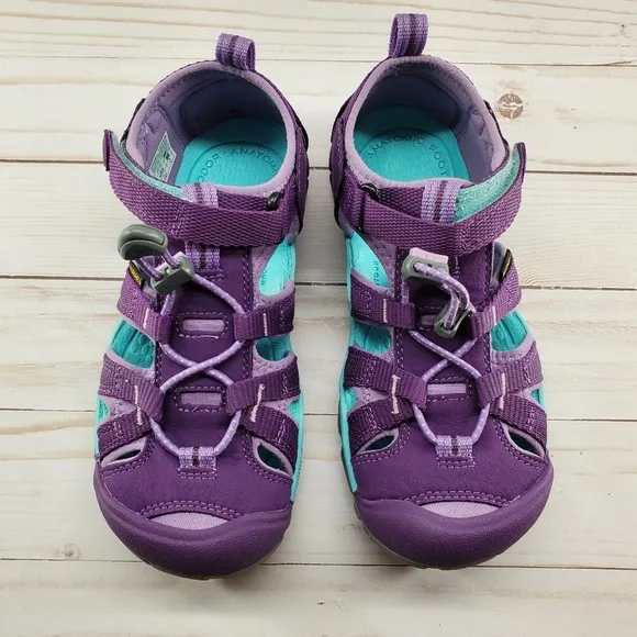 KEEN Youth Size 2 Purple Seacamp‎ II CNX Majesty Tibetan Stone Sandals 1020701