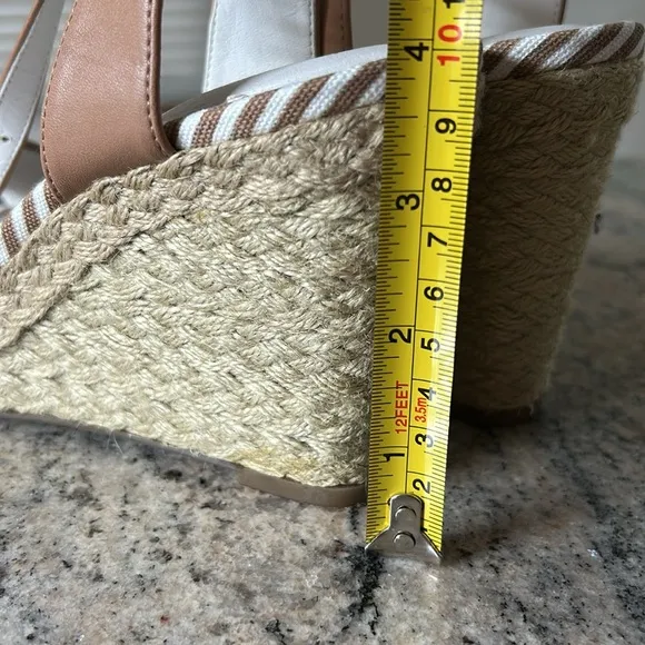 Kelly &amp; Katie Brown and White Wedge Sandals with Crisscross Straps
