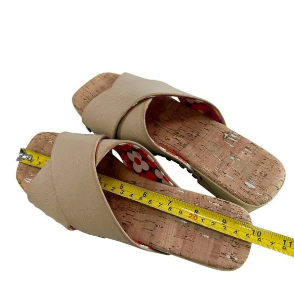 Korks Draya Studded Crisscross Platform Comfort Sandals Size 8M