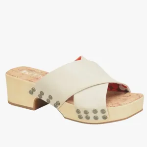 Korks Draya Studded Crisscross Platform Comfort Sandals Size 8M