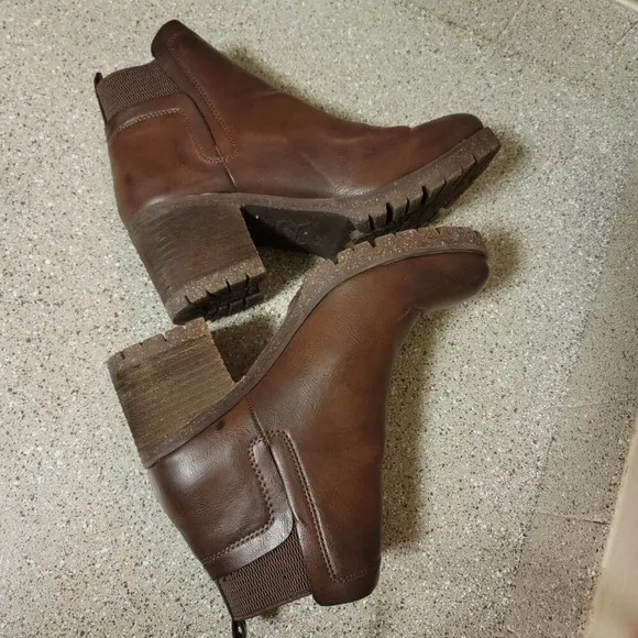 KORKS Elsie Bootie Brown Leather Block Heel Ankle Boots Sz 10 NEW!