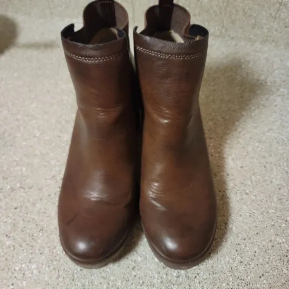 KORKS Elsie Bootie Brown Leather Block Heel Ankle Boots Sz 10 NEW!