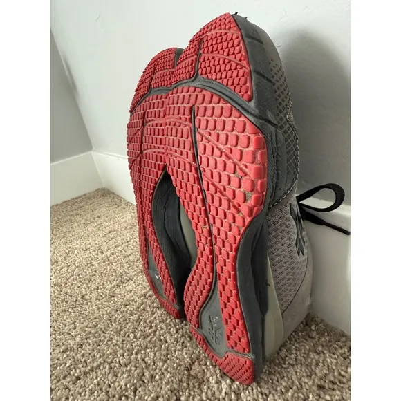Kuru Quantum Training Shoes Comfort Athletic Sneakers Gray Red Black Mens