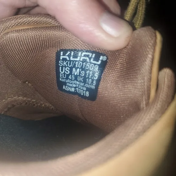 KURU. The worlds most comfortable shoe. Practically brand new.
