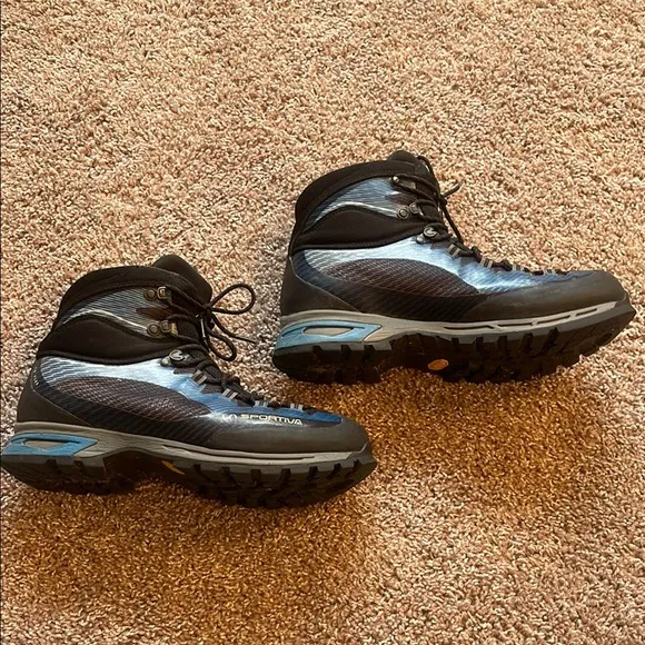 La Sportiva Men's Boots
