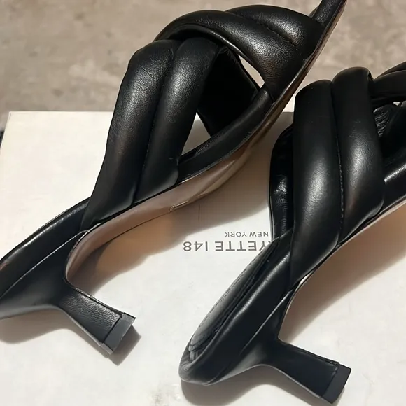 Lafayette 148 New York Clarette Mule Sandals in Black, EXCELLENT, Size 36.5