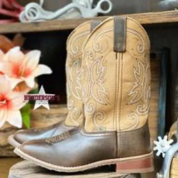 Laredo Women's Caney Leather Pull On Boots 9