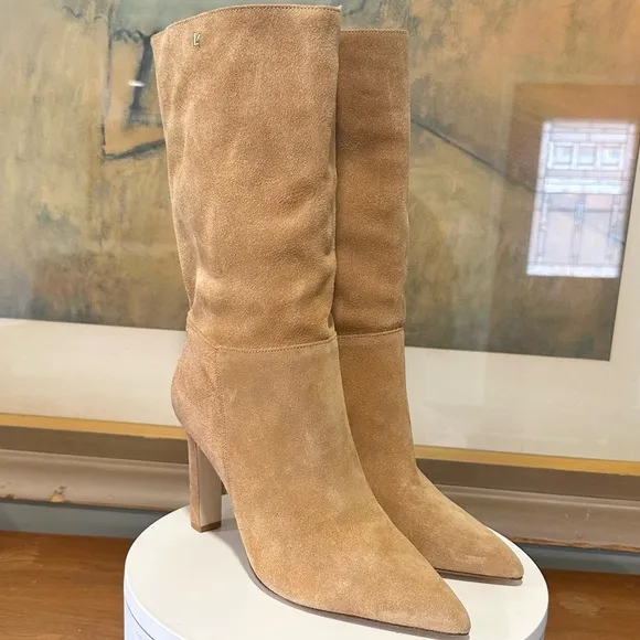 🌹LARROUDE🌹 Cindy Boot In Toasted Suede Size: 9