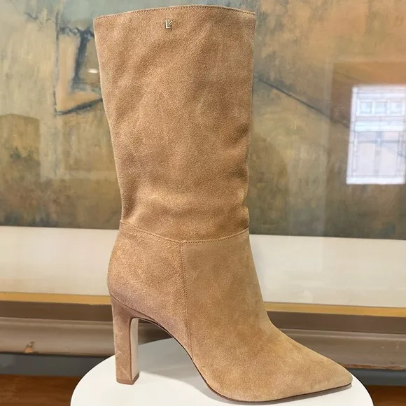 🌹LARROUDE🌹 Cindy Boot In Toasted Suede Size: 9