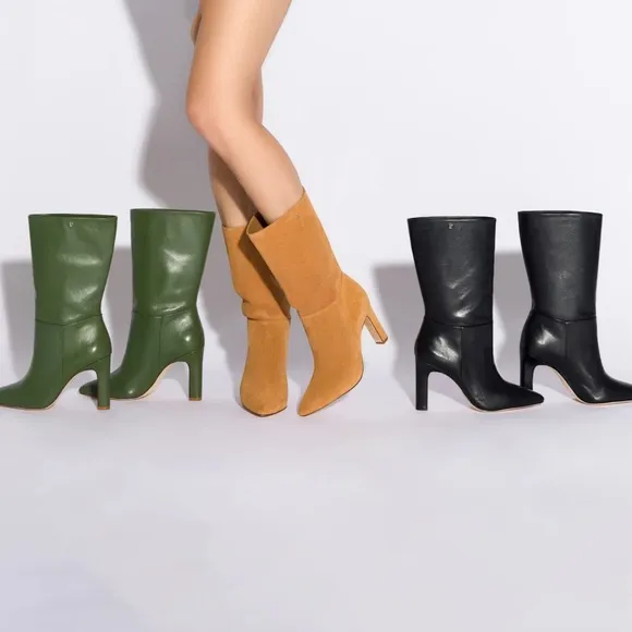 🌹LARROUDE🌹 Cindy Boot In Toasted Suede Size: 9