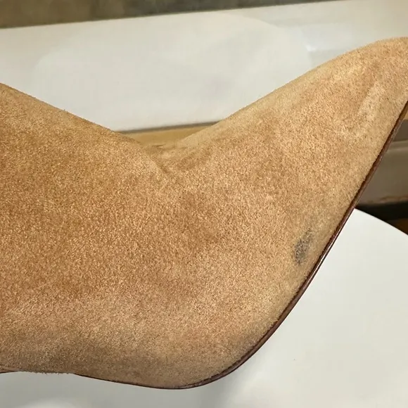 🌹LARROUDE🌹 Cindy Boot In Toasted Suede Size: 9