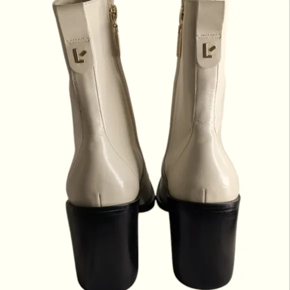 Larroude James Ivory Leather Pointed Toe Boot ..Size 9