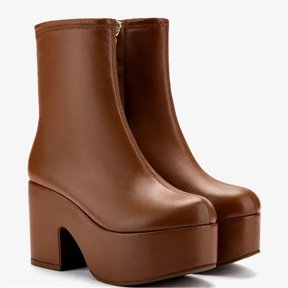 🌹LARROUDE🌹 Miso Platform Boot In Caramel Stretch Leather Size: 9