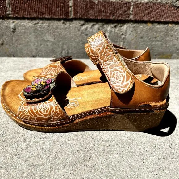 L'Artiste By Spring Step Cuteness Leather Wedge Sandals Ankle Strap Brown 10.5