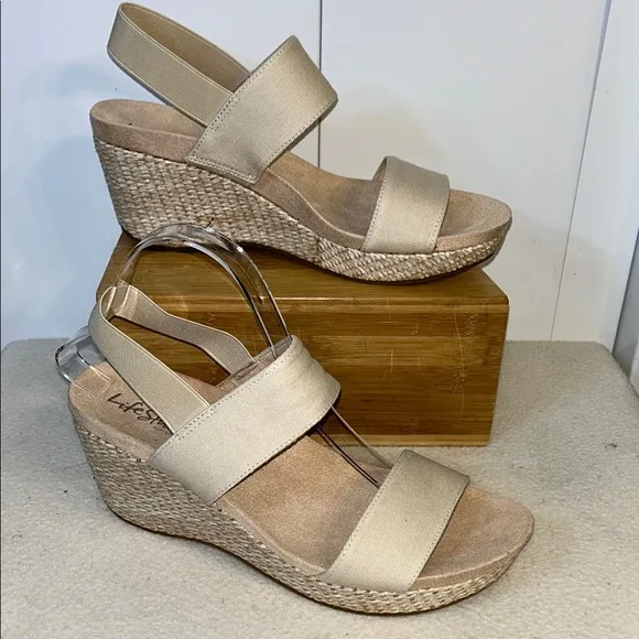 LifeStride Delta Almond Milk Wedge Sandals (TS8)