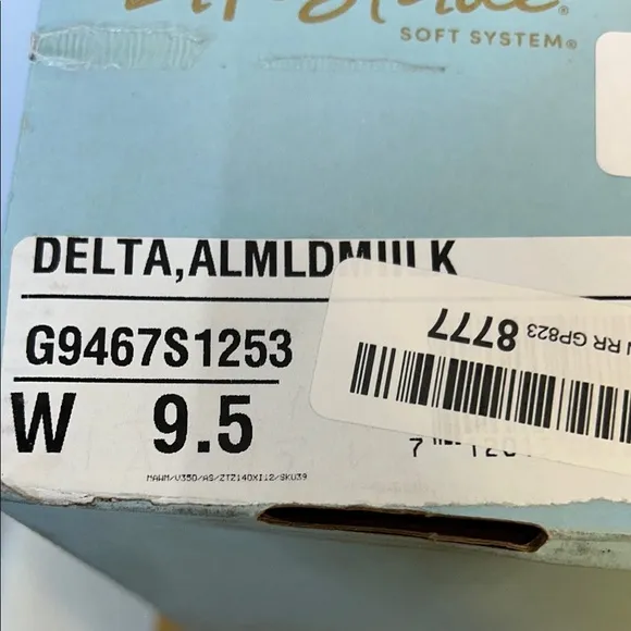 LifeStride Delta Almond Milk Wedge Sandals (TS8)