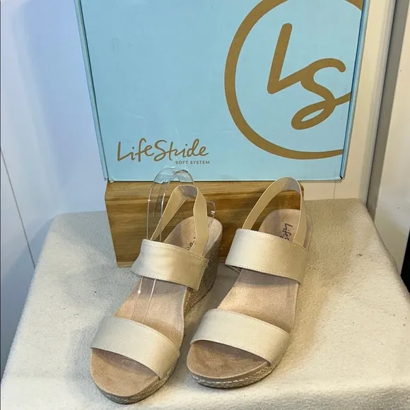 LifeStride Delta Almond Milk Wedge Sandals (TS8)
