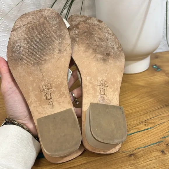 LOQ Pau Sandals in Cream