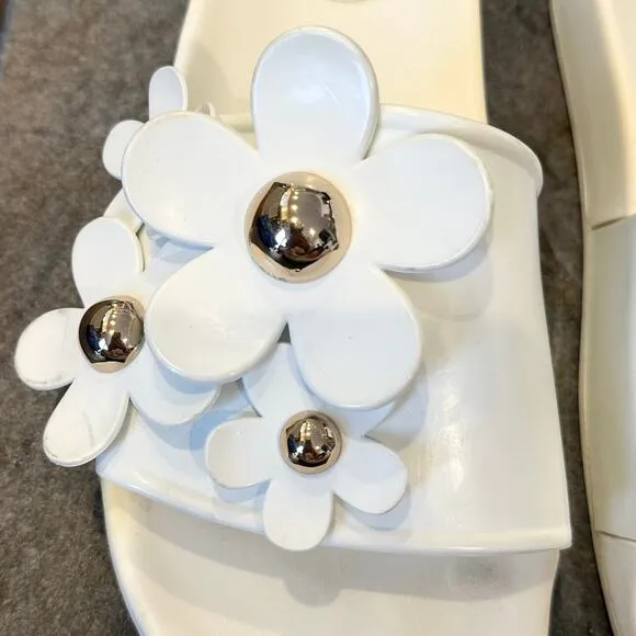 Marc Jacobs Daisy Aqua Embellished Pool Slide Sandals Floral Open Toe Flat White
