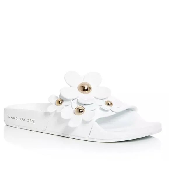 Marc Jacobs Daisy Aqua Embellished Pool Slide Sandals Floral Open Toe Flat White