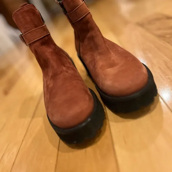 Mephisto Fauve Women’s Ankle Lightweight Boots Booties