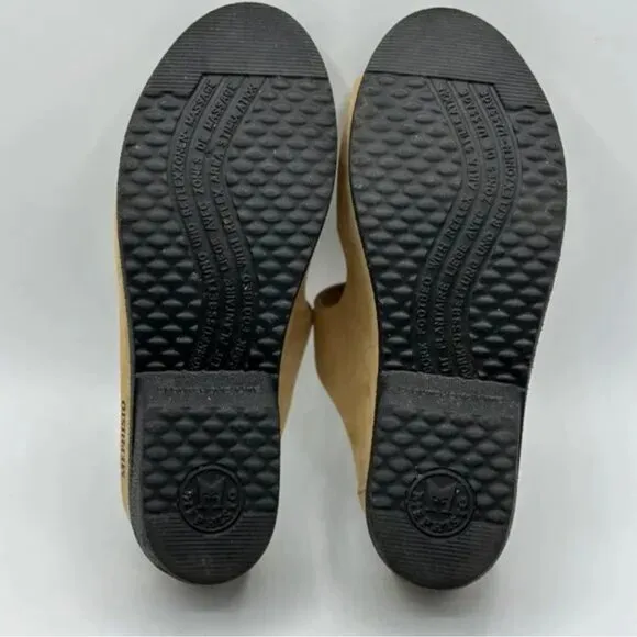 Mephisto Leather Double Wide Band Velcro Sandals Size 39