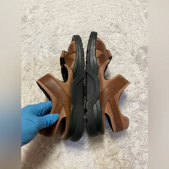 Mephisto Shark Fit Sandals