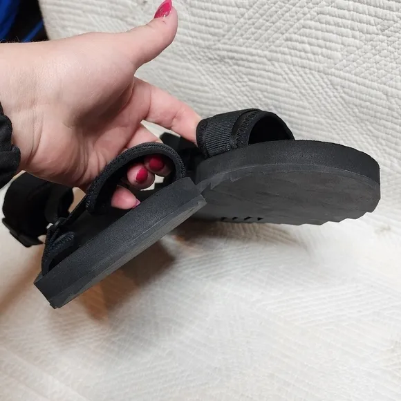 Merrell Men's Alpine Strap Black Sandal. Men's size 14. New!