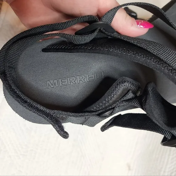 Merrell Men's Alpine Strap Black Sandal. Men's size 14. New!