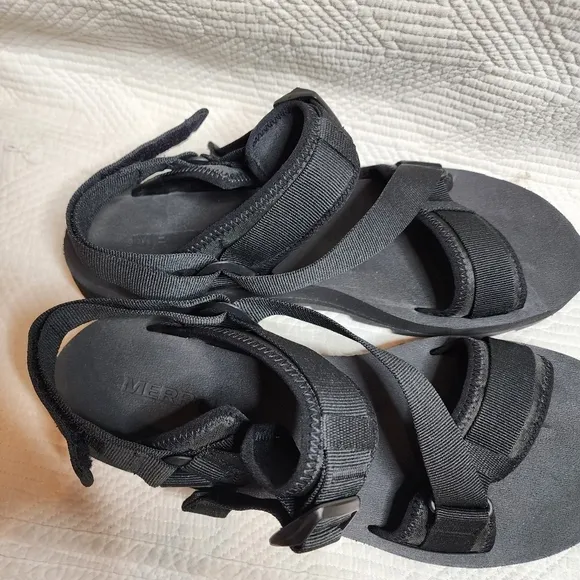 Merrell Men's Alpine Strap Black Sandal. Men's size 14. New!