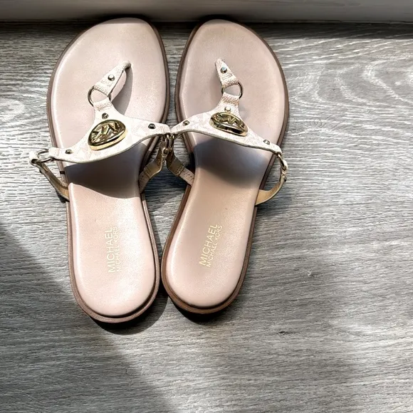 Michael Kors Women's Sandals Conway Light Pink Gold 7.5 Slip-on Spring Summer
