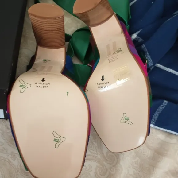 Miista by Laura Willasenin, Aldaro Sandals, Size 7.5, New in Box