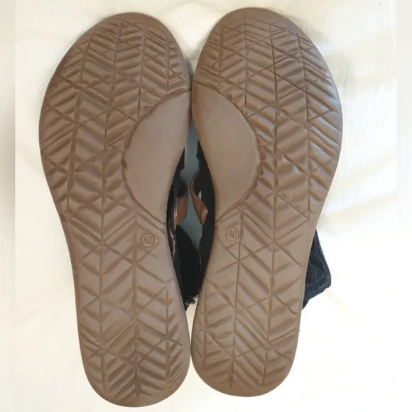 Miz Mooz Finney Suede Sandals - 37 &amp; 40 WIDE EU - Black Suede - NWOB