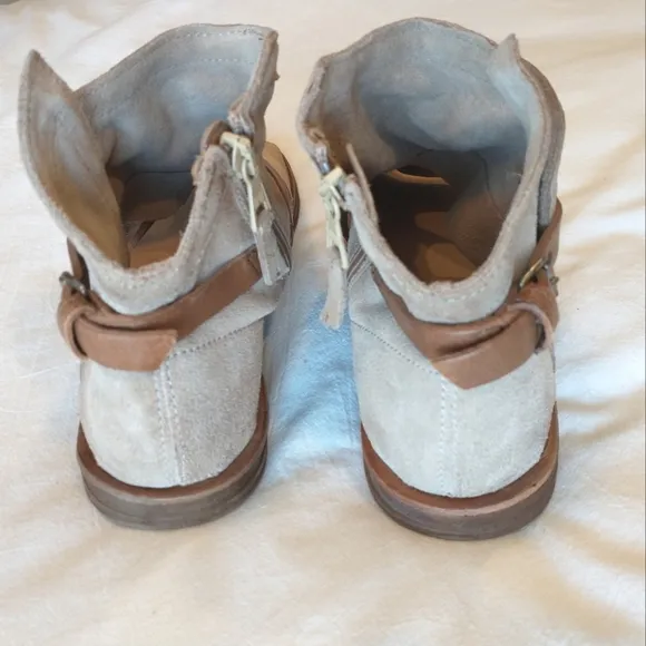 Miz Mooz Finney Suede Sandals - 37 &amp; 40 WIDE EU - Taupe Suede - NWOB