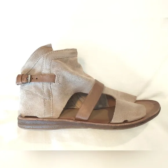 Miz Mooz Finney Suede Sandals - 37 &amp; 40 WIDE EU - Taupe Suede - NWOB