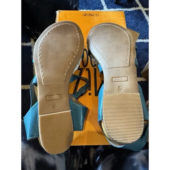 Miz Mooz Women's Aster Flat Sandal Size 8.5 Marine Leather