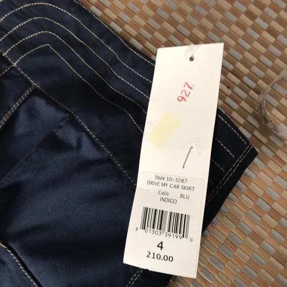Nanette Lepore retro Denim Jean Skirt size 4 “Drive my car “ NWT with mi…
