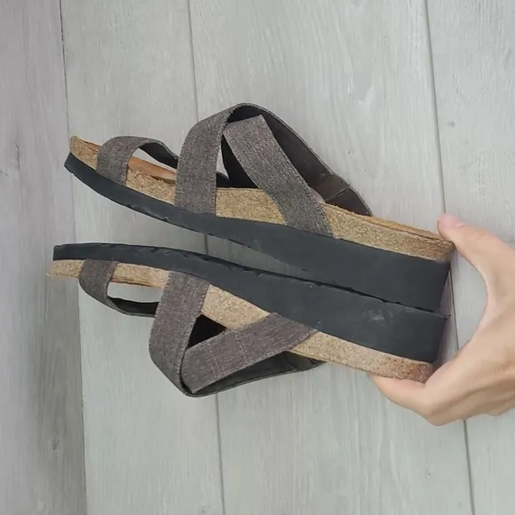 Naot Womens Leather Comfort Platform Sandals shoes sz 41 US 10