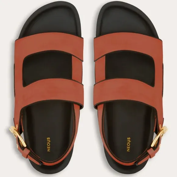 NEOUS BROWN CHER 50 FLATFORMLEATHER SANDALS Brown/Black Women's