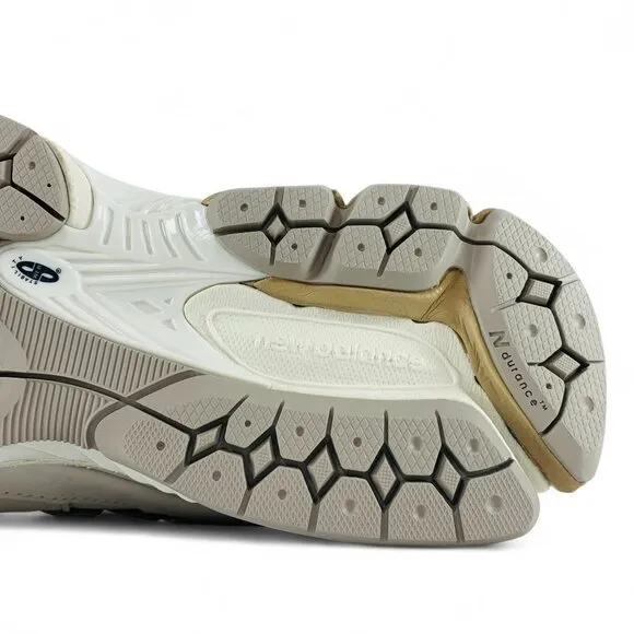 New Balance 2002R Quilted Pack White Grey Men's Shoes Sneakers M2002RPD