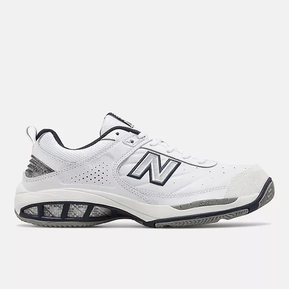 NEW BALANCE 806