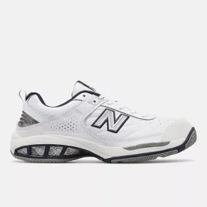 NEW BALANCE 806